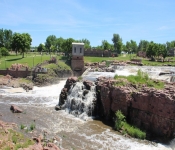 2016 05 29 SiousFalls Falls 041